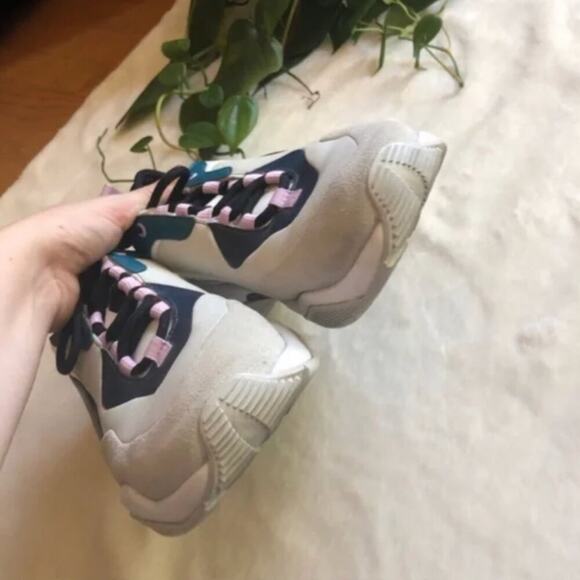 Puma Thunder Rive Droite Sneakers in Lagoon - Picture 11 of 11